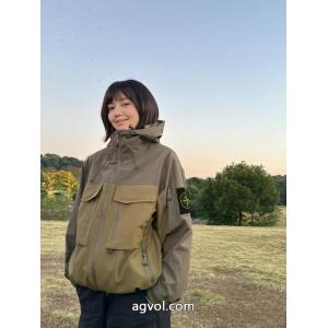 Stone Island 大きなポケットジョイントファスナーゆったりパンチコート