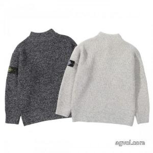 STONE ISLAND定番ハーフジッパーワッペンニットセーター