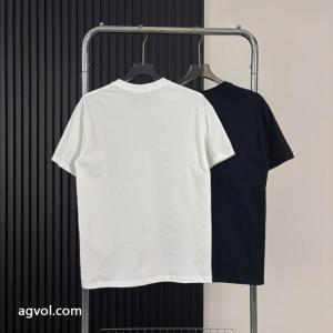半袖TシャツHOT本物保証 最強の定番コーデ 雑誌掲載スーパー コピー 通販 優良Stone Island