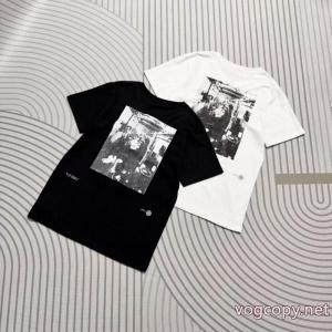 STONE ISLAND季節感あふれる注目の新作 男女共用 限定品も！半袖Tシャツ激安 通販 ブランド