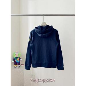 ブランド スニーカー 激安パーカー今季大人気 ロゴが美しい 定番モデルSTONE ISLAND