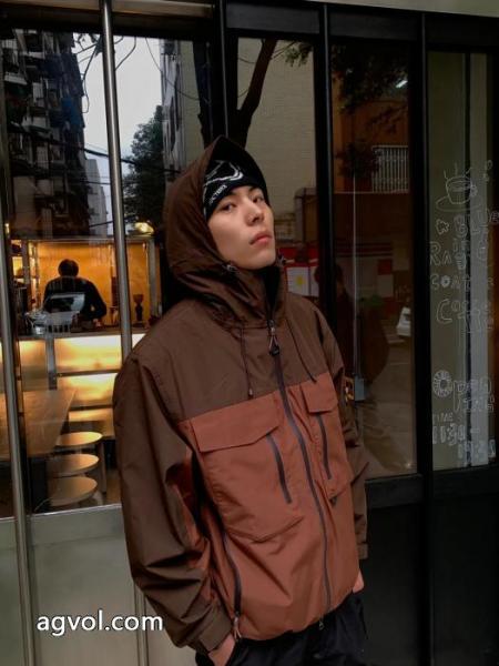 Stone Island 大きなポケットジョイントファスナーゆったりパンチコート 3
