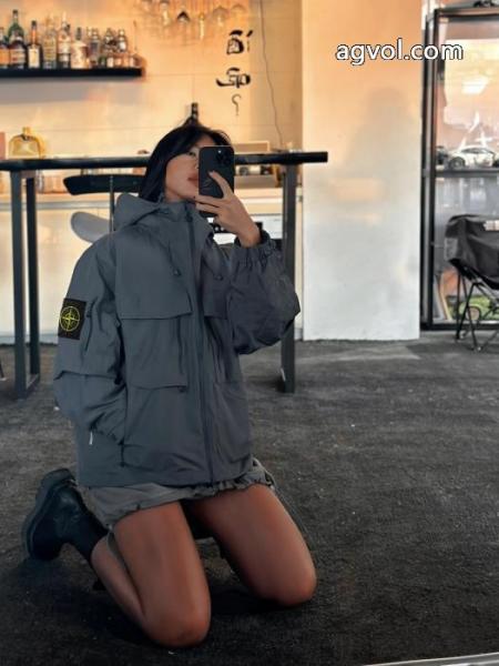 Stone Island 大きなポケットジョイントファスナーゆったりパンチコート 2