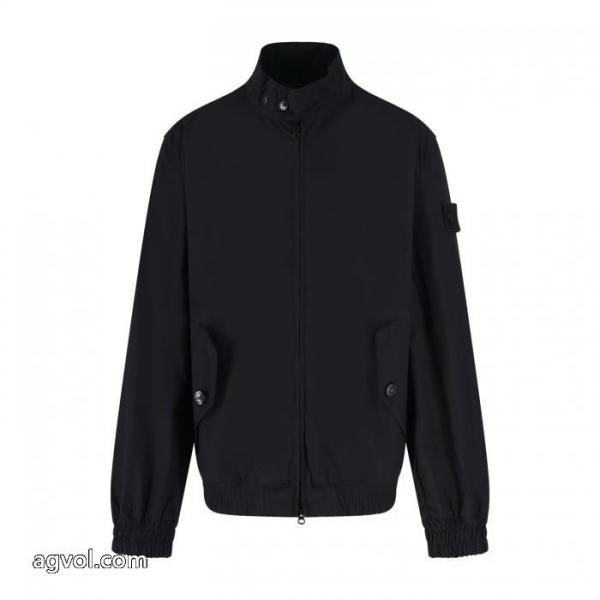 コートブランド 偽物 通販涼しげな印象の 数量限定正規品 人気復活Stone Island 2