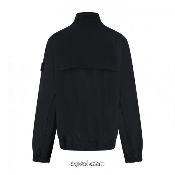 コートブランド 偽物 通販涼しげな印象の 数量限定正規品 人気復活Stone Island 3