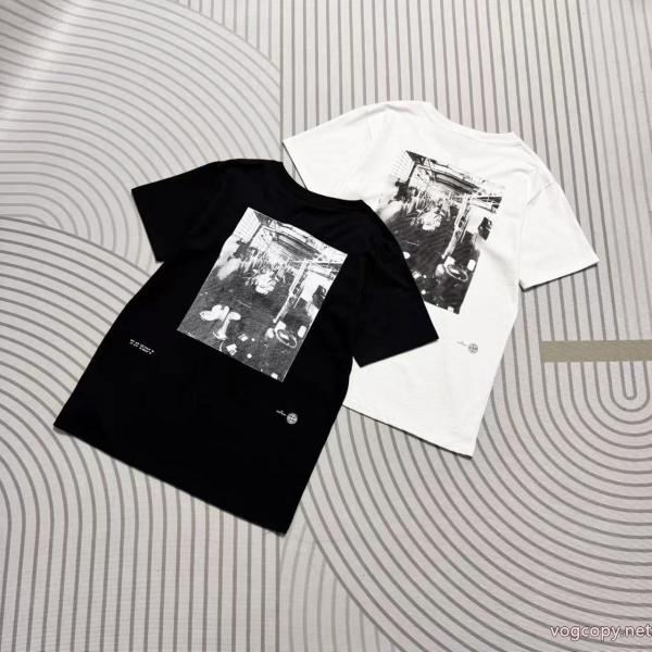 STONE ISLAND季節感あふれる注目の新作 男女共用 限定品も!半袖Tシャツ激安 通販 ブランド 0