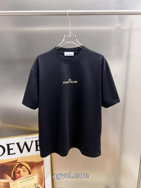 偽物 ブランド 販売カジュアルな雰囲気があり 手頃価格 本日限定安い半袖TシャツStone Island 3