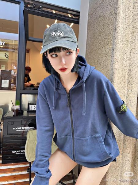 ブランド スニーカー 激安パーカー今季大人気 ロゴが美しい 定番モデルSTONE ISLAND 0